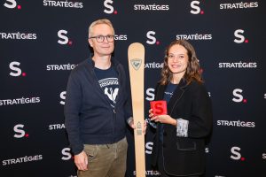 picture of two people with Essential skis during the Grand Prix Stratégies