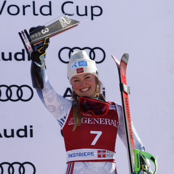 THEA LOUISE STJERNESUND