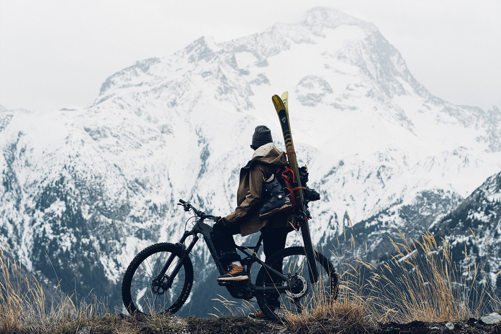 Une personne en vélo Rossignol